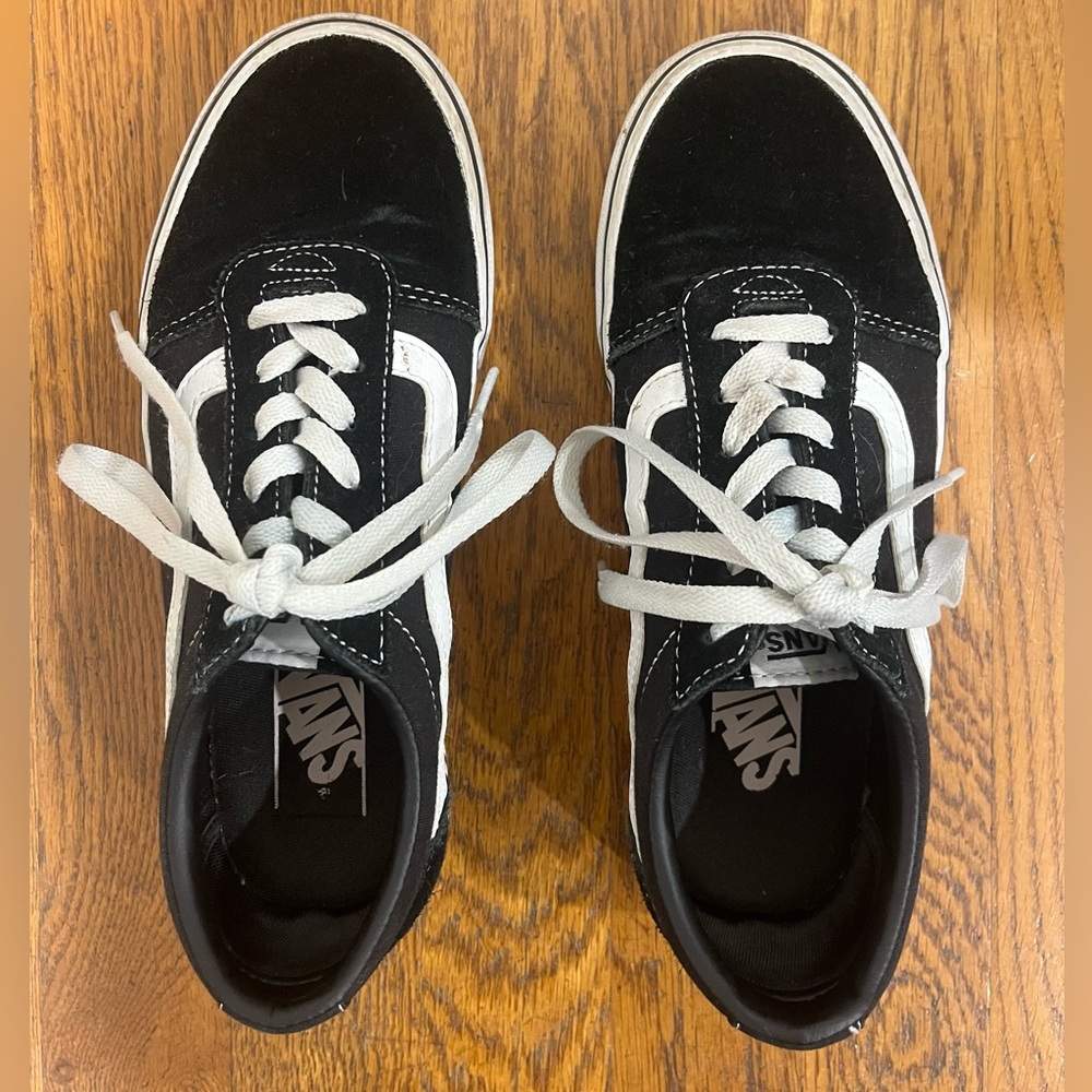 Vans Old Skool Black & White Classic Skate Shoes
